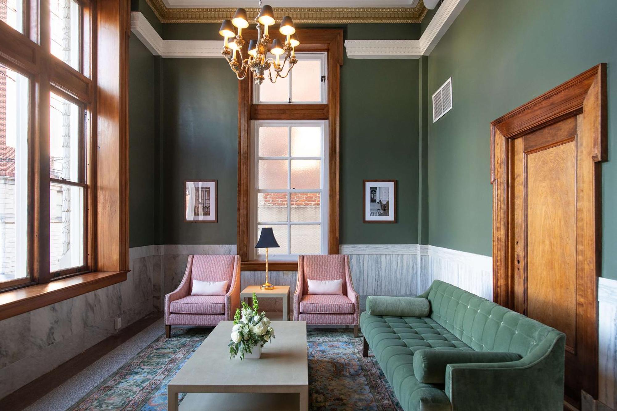 Hotel Petersburg, Tapestry Collection By Hilton Екстер'єр фото