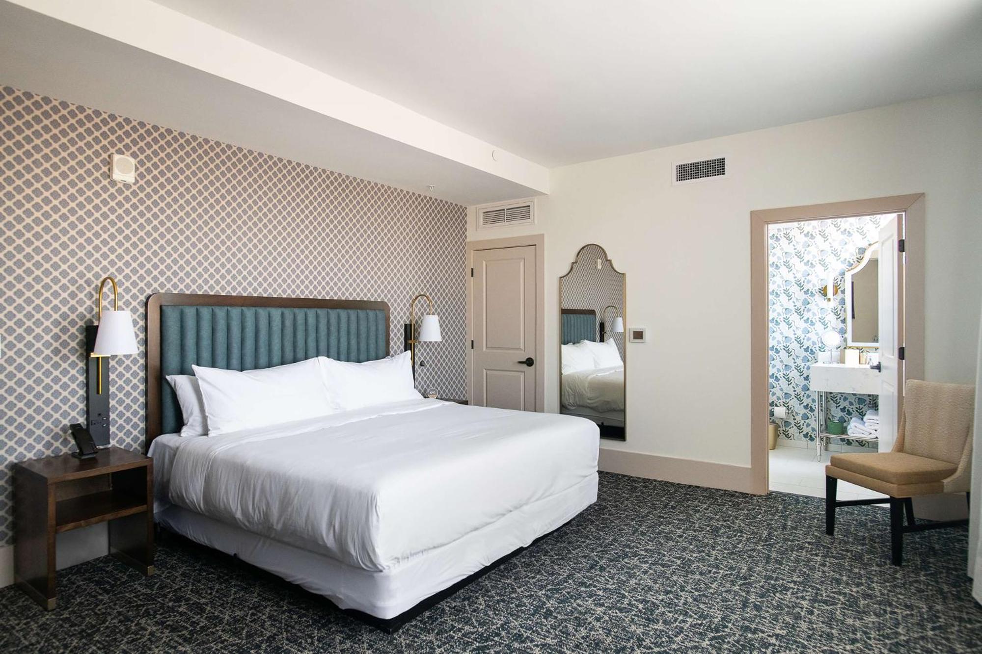 Hotel Petersburg, Tapestry Collection By Hilton Екстер'єр фото